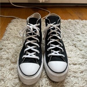 Chuck Taylor All Star Lift Hi Sneaker in Black & White